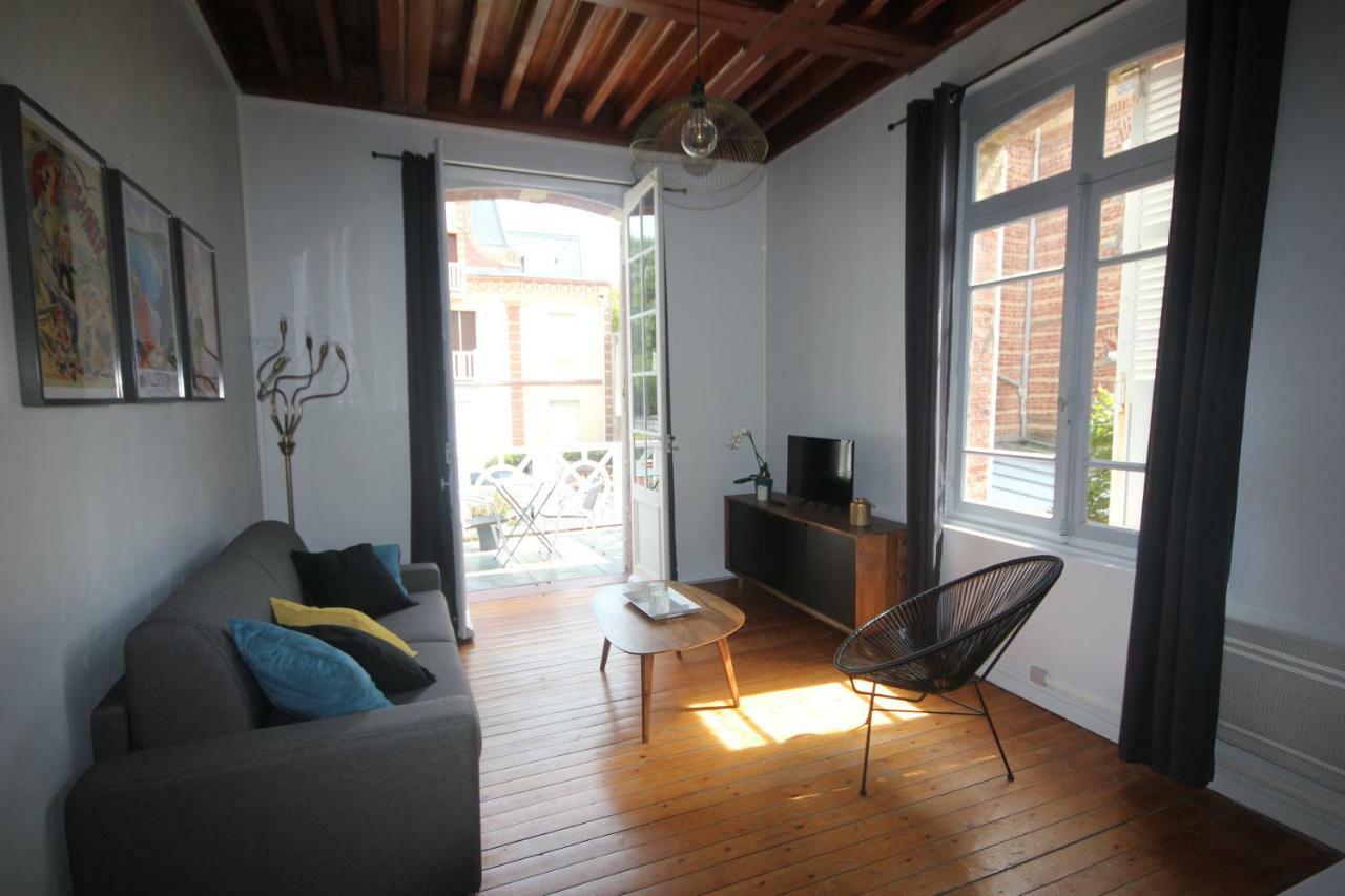 Studio + Terrasse Centre-Ville Villers Sur Mer Apartment Ngoại thất bức ảnh